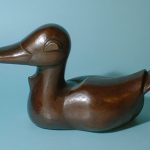 カルガモのオブジェ。親ガモ。ブロンズです。